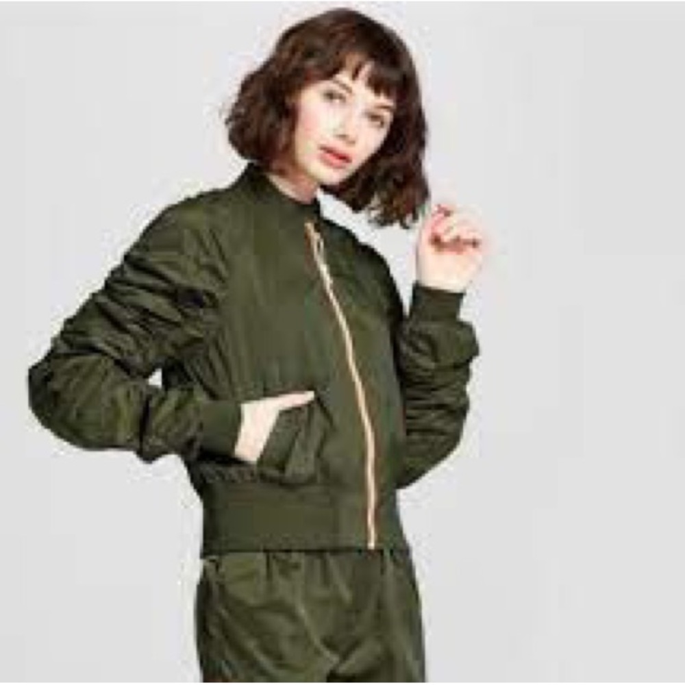 Hunter green Bomber rushed arm jacket